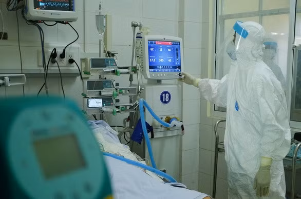 Đến nay Việt Nam đã chữa khỏi hơn 1,05 triệu ca COVID-19, trong số các bệnh nhân đang điều trị có gần 1.200 ca thở máy, ECMO