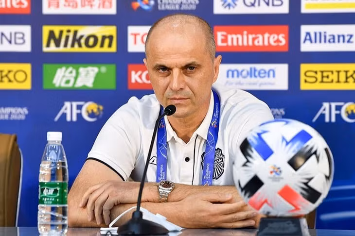 HLV Bozidar Bandovic là thầy cũ Lương Xuân Trường ở Buriram United. Ảnh: Buriram United.