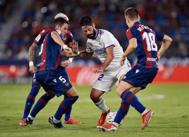 La Liga - một trong những giải đấu sẽ được đặt cược bóng đá - Ảnh: REUTERS
