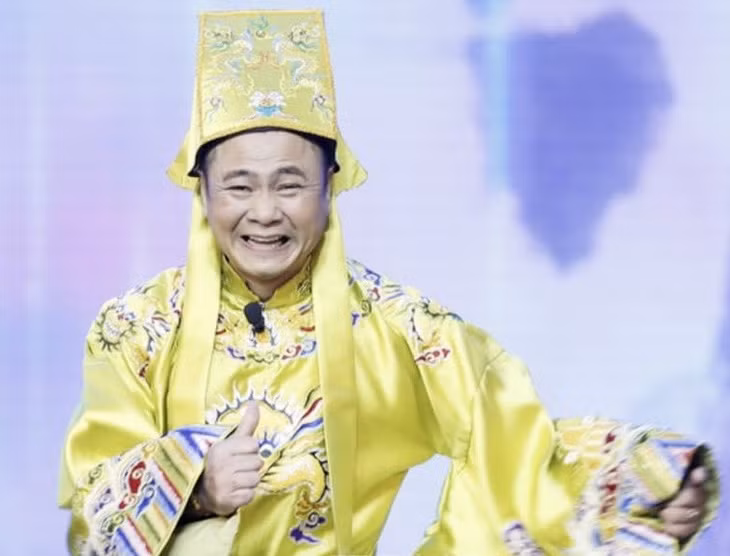 NSND Tự Long ở Táo Quân. Ảnh: VFC