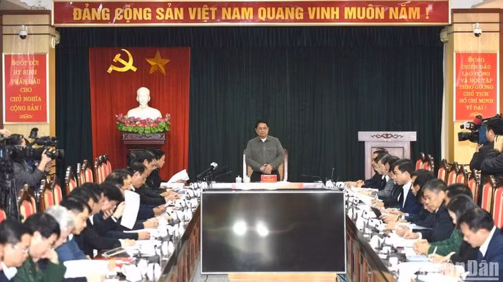 Quang cảnh buổi làm việc.