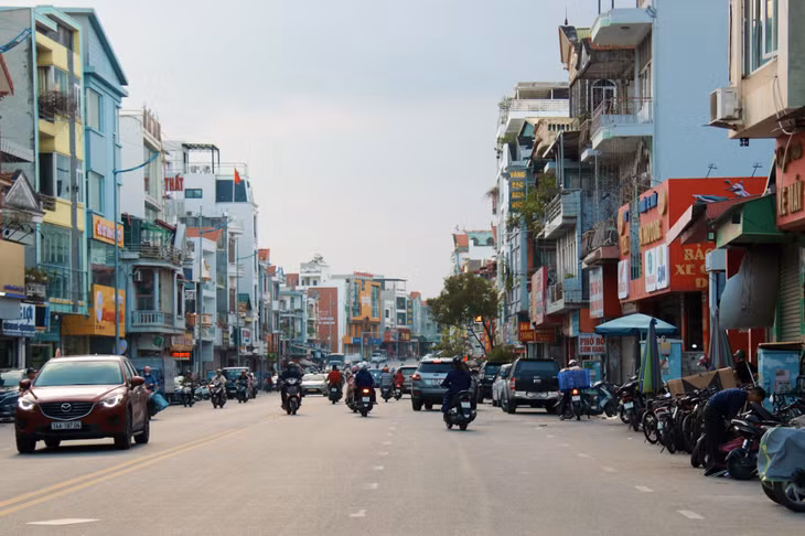 TP Hạ Long đã khôi phục nhịp sống bình thường sau bão số 3.