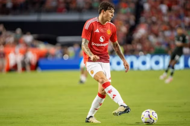 Lindelof cũng đã tập luyện trở lại.