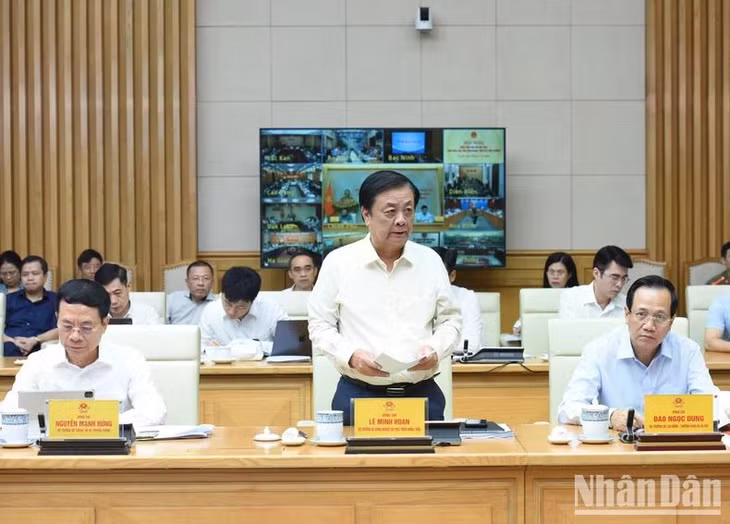 Bộ trưởng Nông nghiệp và Phát triển nông thôn Lê Minh Hoan phát biểu ý kiến tại Hội nghị. (Ảnh: TRẦN HẢI)
