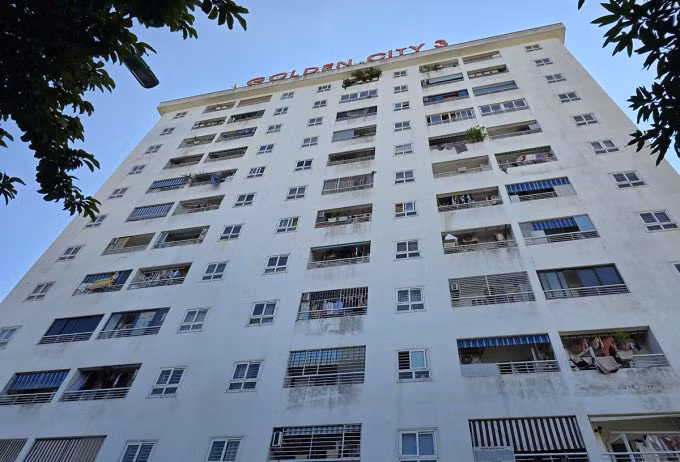 Chung cư Golden City 3, nơi các cư dân nghi bị ngộ độc. Ảnh: Đức Hùng