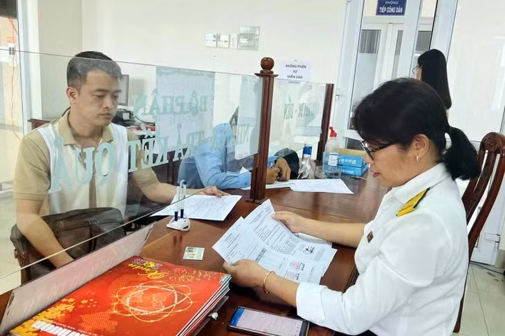 Tổng thu ngân sách nhà nước 8 tháng đầu năm ước đạt hơn 1,14 triệu tỷ đồng, bằng 117,9% so cùng kỳ ảnh 1