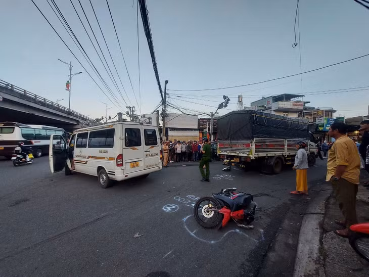 Hiện trường vụ tai nạn đau lòng.