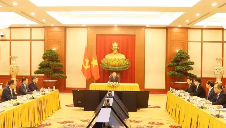 Quang cảnh cuộc điện đàm. (Ảnh: Trí Dũng/TTXVN)