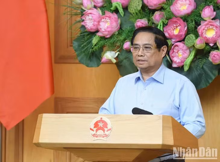 Thủ tướng Phạm. Minh Chính phát biểu ý kiến tại phiên họp (Ảnh: Trần Hải).