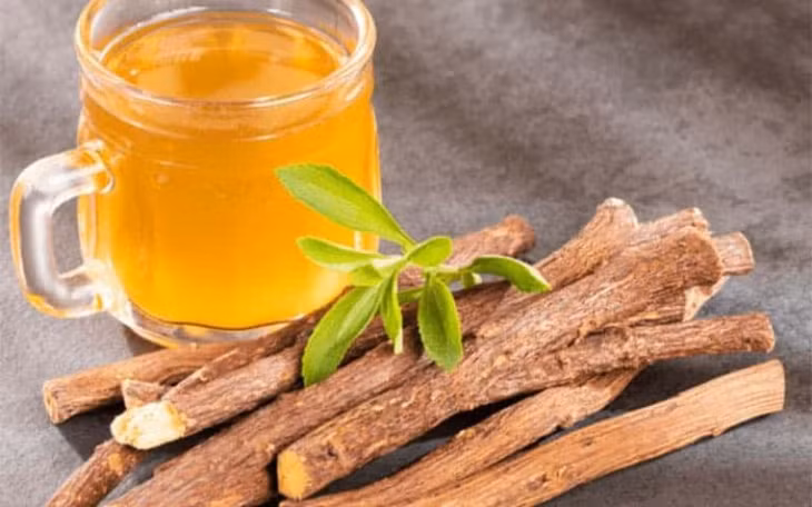Công dụng của trà cam thảo và những lưu ý khi dùng