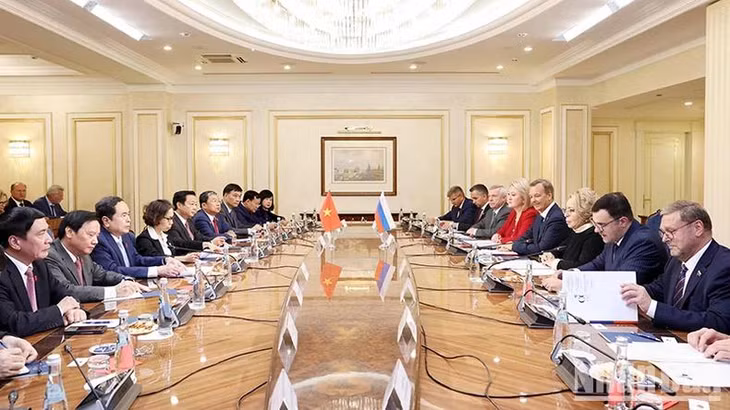 Chủ tịch Quốc hội Trần Thanh Mẫn hội đàm với Chủ tịch Hội đồng Liên bang Quốc hội Liên bang Nga Valentina Matvienko. (Ảnh: Thống Nhất/TTXVN)