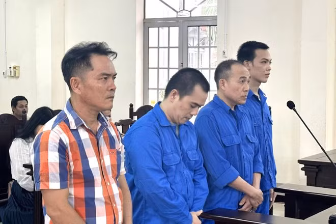 Sử dụng súng hơi hỗn chiến, 3 đối tượng bị truy tố tội giết người.
