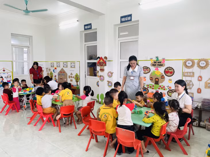 216 học sinh/9 nhóm lớp của Trường Mầm non Việt Dân đã quay trở lại học từ ngày 10/9.