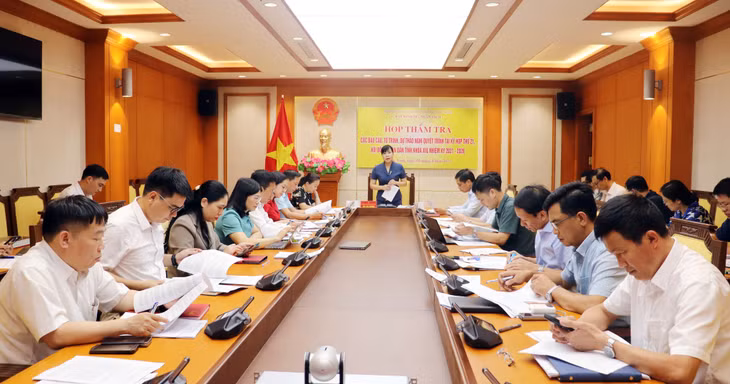 Ban Kinh tế - Ngân sách thẩm tra các báo cáo, tờ trình, dự thảo nghị quyết trình tại Kỳ họp thứ 21