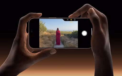 iPhone 16 Pro đã thực sự tạo nên một cuộc cách mạng trong thiết kế với camera control.