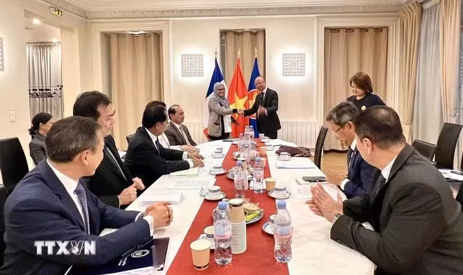 Quang cảnh buổi họp. (Ảnh: Thu Hà/TTXVN)