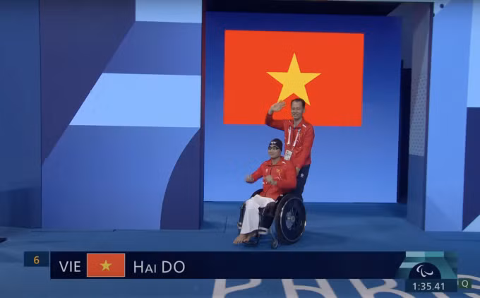 Kình ngư Đỗ Thanh Hải dự thi chung kết bơi 100m ếch nam - hạng thương tật SB5 - tại Paralympic 2024.