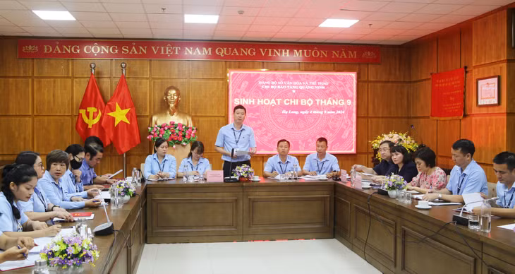 Quang cảnh buổi sinh hoạt.