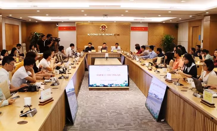 Toàn cảnh họp báo thường kỳ của Bộ Thông tin và Truyền thông chiều 13/9.