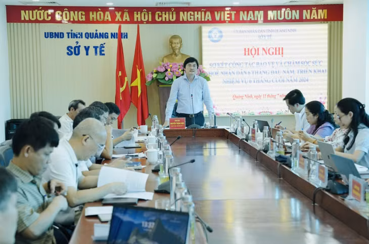 Sở Y tế tỉnh họp triển khai nhiệm vụ 6 tháng cuối năm 2024, trong đó nhấn mạnh tiếp tục nhiệm vụ thu hút bác sĩ.