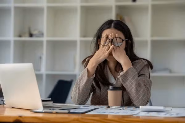 Những người ít vận động có nhiều khả năng bị trầm cảm và lo lắng cao hơn.
