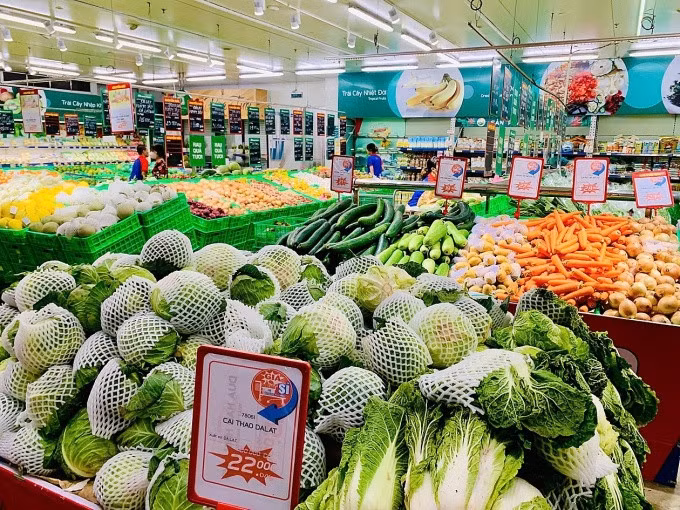 Rau, củ được bán tại MM Mega Market Hạ Long, ngày 9/9. Ảnh: MM Mega Market