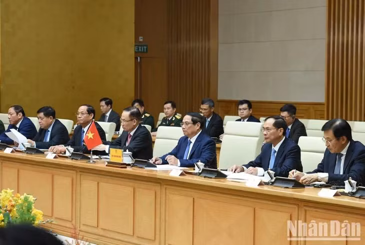 Thủ tướng Phạm Minh Chính và lãnh đạo các bộ, ngành, cơ quan Trung ương của Việt Nam tại buổi hội kiến. (Ảnh:TRẦN HẢI)