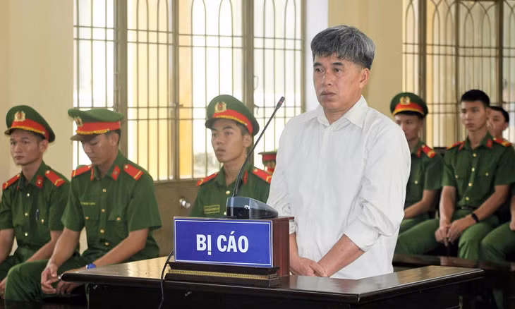 Bị cáo Lê Sen tại phiên tòa sơ thẩm.