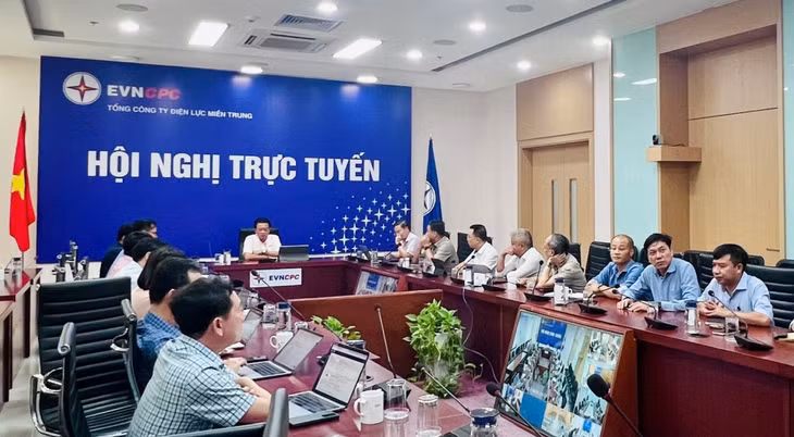 Tổng Công ty Điện lực miền Trung tổ chức hội nghị trực tuyến triển khai công tác hỗ trợ tỉnh Quảng Ninh khôi phục lưới điện.