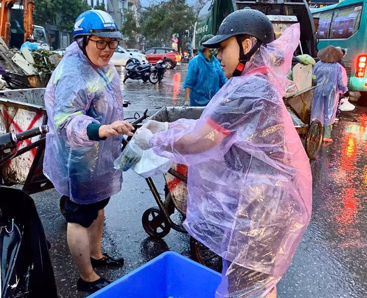 Trong thiên tai, tình người càng thêm tỏa sáng trên vùng Mỏ thân yêu.