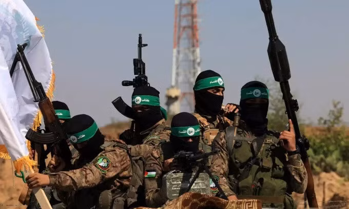 Các tay súng Hamas ở Gaza hồi tháng 7/2023. Ảnh: AFP