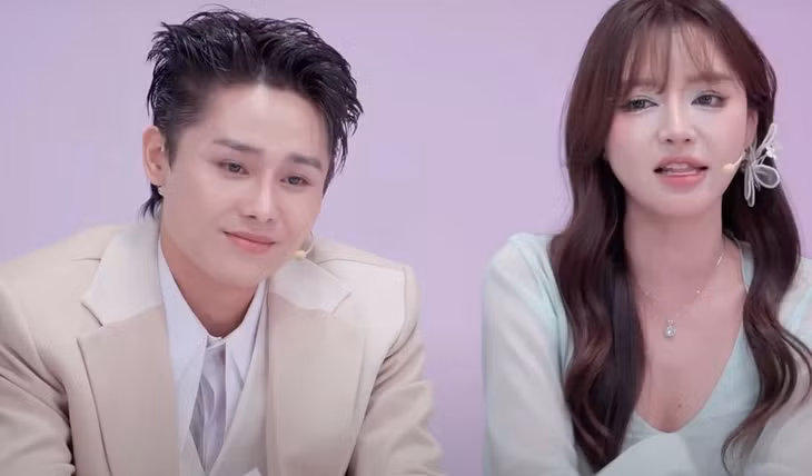 Tăng Duy Tân chỉ theo dõi Bích Phương. Ảnh: NSX.