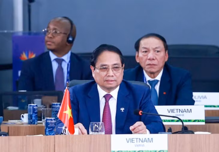 Thủ tướng Chính phủ Phạm Minh Chính phát biểu tại Phiên thảo luận cấp cao BRICS mở rộng về "Tăng cường chủ nghĩa đa phương, các vấn đề kinh tế-tài chính và trí tuệ nhân tạo". (Ảnh: VGP)