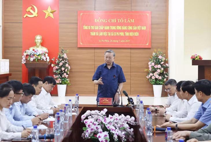 Tổng Bí Thư Tô Lâm phát biểu tại buổi làm việc với xã Si Pa Phìn, tỉnh Điện Biên. (Ảnh: Thống Nhất - TTXVN)