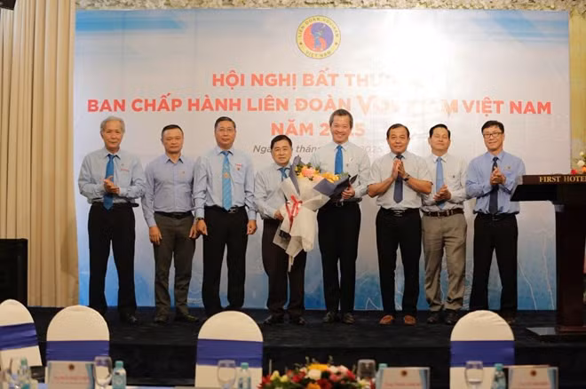 Liên đoàn Vovinam Việt Nam vừa có sự thay đổi ở vị trí chủ tịch, khi ông Trần Văn Mỹ lên thay TS Mai Hữu Tín vừa từ nhiệm. Ảnh: Lê Giang