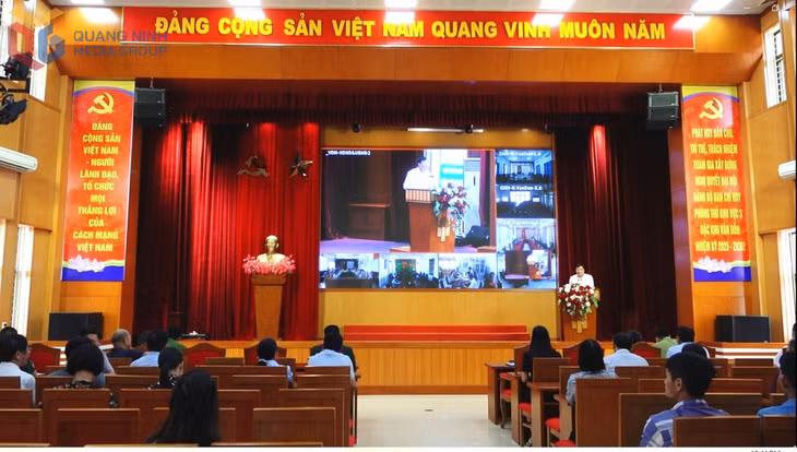 Quang cảnh hội nghị.