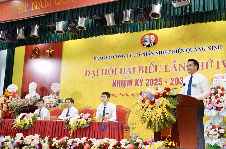 Đồng chí Vũ Ngọc Tuấn, Phó Bí thư Đảng ủy UBND tỉnh phát biểu chỉ đạo tại Đại hội.