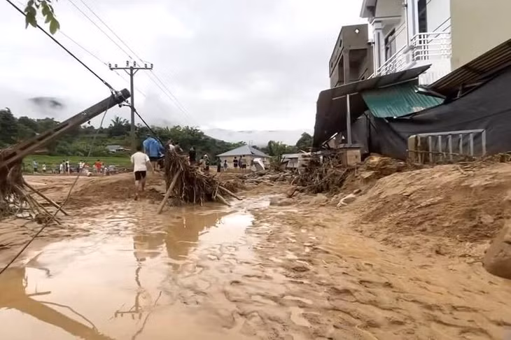 Lũ quét gây thiệt hại tại xã Chiềng Sơ. Ảnh: Trường Sơn
