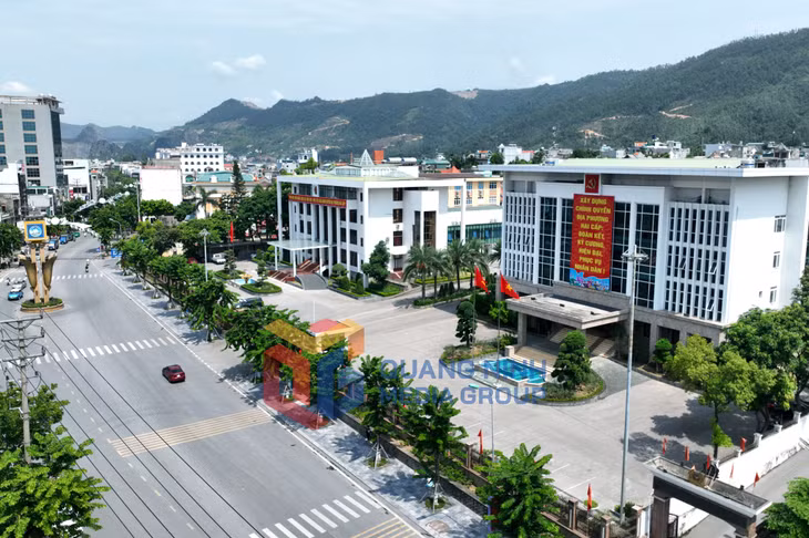 2025-07_Các tuyến phố, công trình trụ sở được đầu tư đồng bộ, xanh hóa, tạo không gian hiện đại. Ảnh: Đỗ Phương