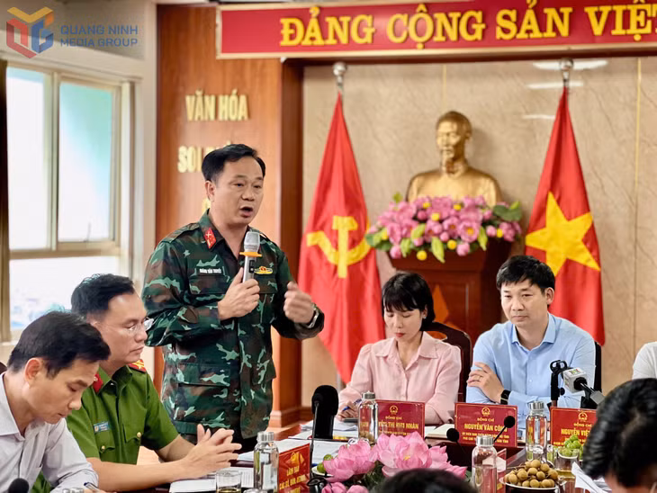 Đại tá Hoàng Văn Thuyết, Chính ủy Bộ CHQS tỉnh 