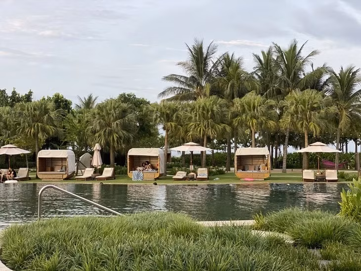 Khối lưu trú trong resort 5 sao Hoiana kín phòng nhiều tuần qua - Ảnh: B.D.
