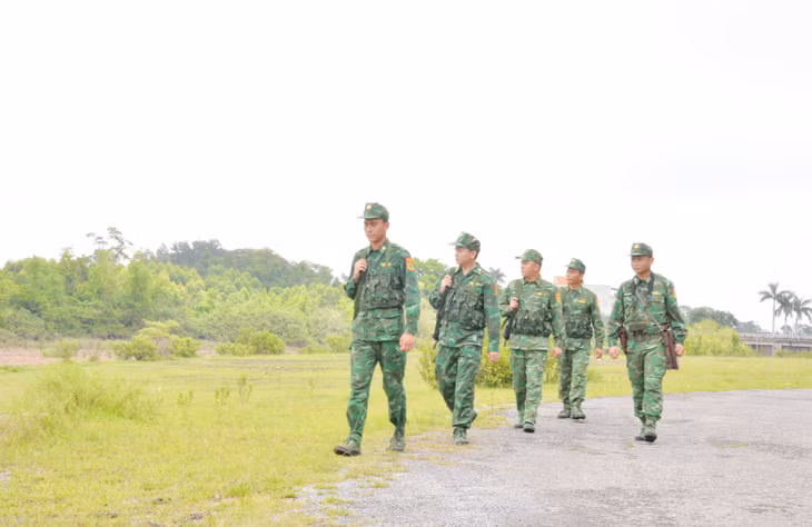 CBCS Đồn BP Hải Hòa tuần tra trên tuyến biên giới đơn vị phụ trách.