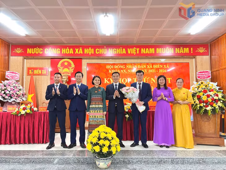 Thường trực HĐND và các Ban HĐND xã ra mắt tại Kỳ họp.