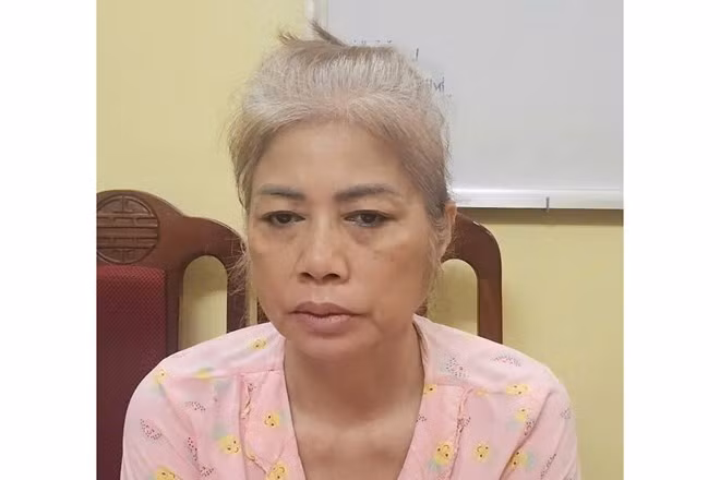 Bùi Thị Thanh Thủy - đối tượng đang điều trị tâm thần cầm đầu đường dây mua bán ma túy. Ảnh: Công an Hà Nội