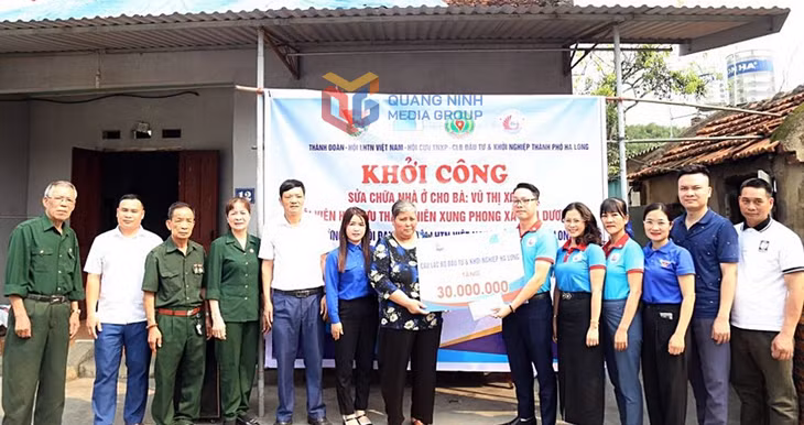Hội Cựu TNXP Quảng Ninh phối hợp Đoàn thanh niên và nhà hảo tâm khởi công sửa chữa nhà ở cho cựu TNXP Vũ Thị Xoa (phường Hoành Bồ) năm 2024.