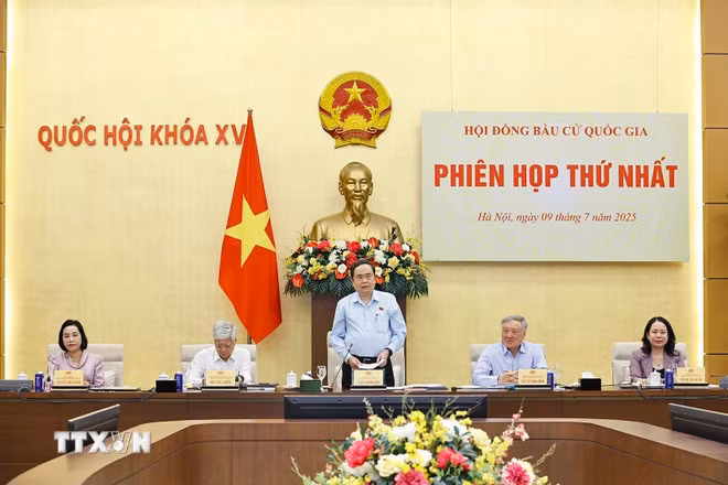 Chủ tịch Quốc hội Trần Thanh Mẫn, Chủ tịch Hội đồng Bầu cử Quốc gia phát biểu. (Ảnh: Doãn Tấn/TTXVN)