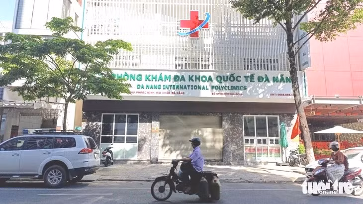 Phòng khám đa khoa quốc tế Đà Nẵng đã đóng cửa - Ảnh: ĐOÀN CƯỜNG