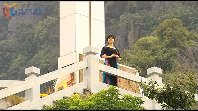 Hình ảnh ca sĩ Phương Anh trong MV ca nhạc 