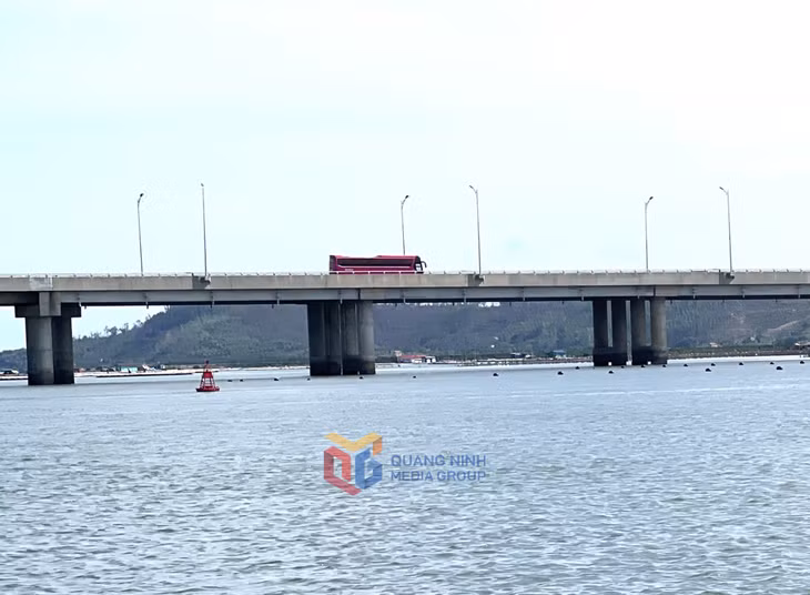 Một vị trí hàng lang an toàn luồng thủy nội địa bị xâm phạm trên tuyến luồng Sông Hốt.