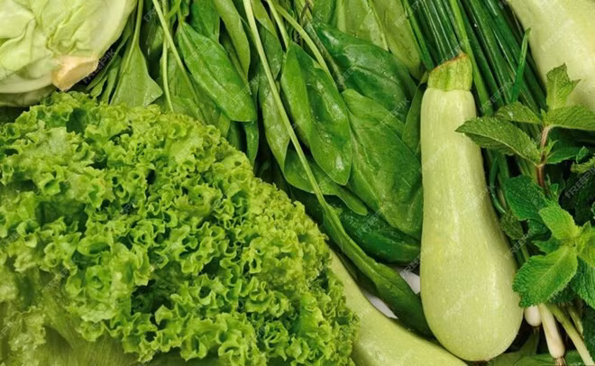 Phụ huynh nên làm gì khi con từ chối ăn rau xanh?. Ảnh: Thùy Dương